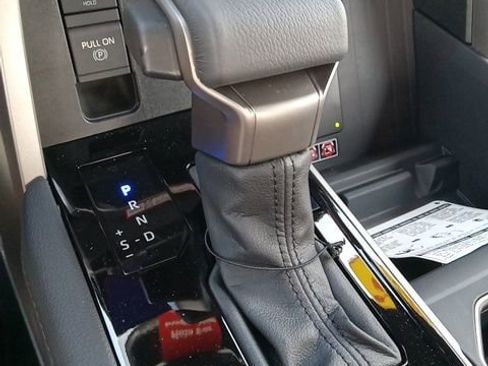 New 2025 Toyota Tundra Limited image 24