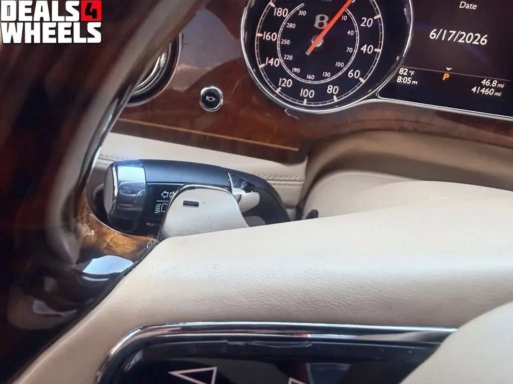 Used 2012 Bentley Mulsanne RWD image 42
