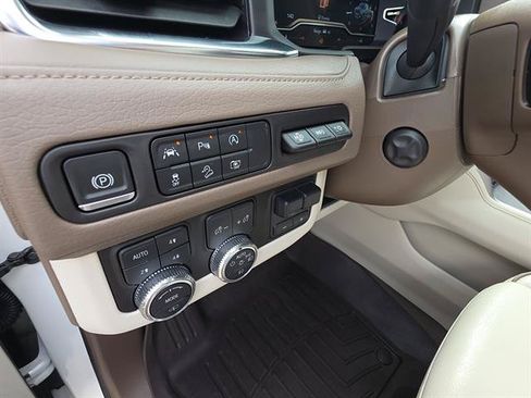 Used 2024 GMC Yukon XL Denali w/ Max Trailering Package AWD/4WD image 24