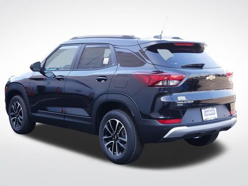New 2026 Chevrolet TrailBlazer LT w/ Convenience Package image 9