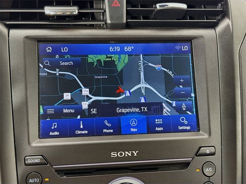 Used 2020 Ford Fusion Energi Titanium image 17