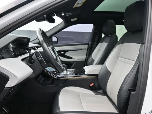 Used 2022 Land Rover Range Rover Evoque R-Dynamic S image 10