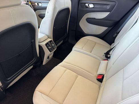 New 2026 Volvo XC40 B5 Ultra image 11