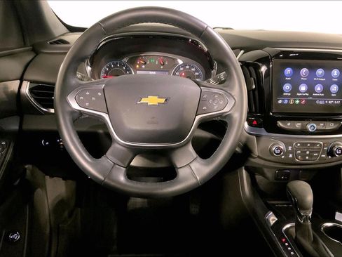 Used 2023 Chevrolet Traverse LT FWD image 5