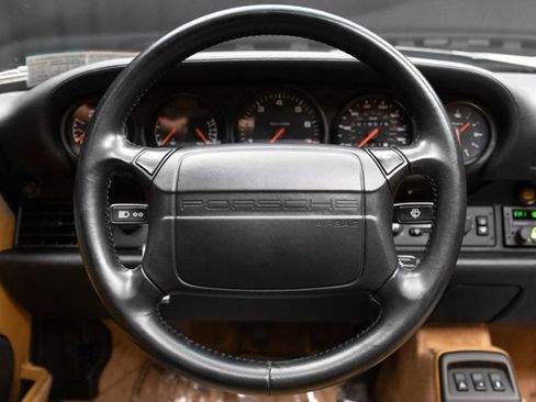 Used 1993 Porsche 911 Carrera RWD image 6