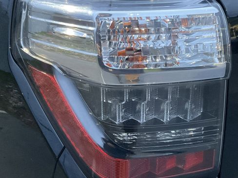 Used 2018 Toyota 4Runner Limited image 10