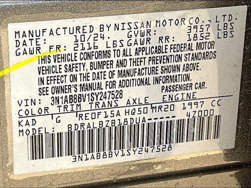 Certified 2025 Nissan Sentra S image 17