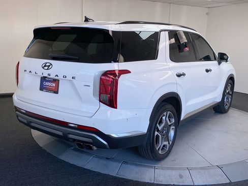 Used 2024 Hyundai Palisade Limited image 5