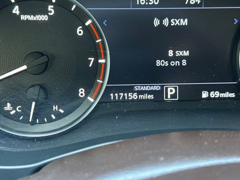 Used 2019 INFINITI QX50 Essential w/ Sensory Package AWD/4WD image 24
