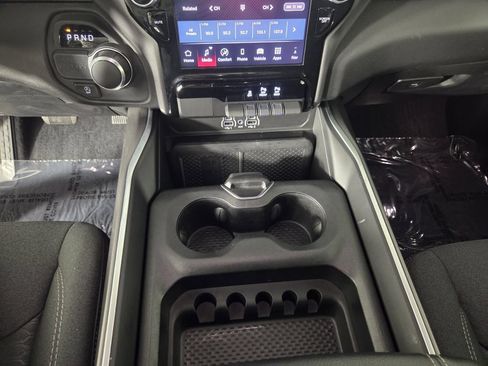 Used 2025 RAM 1500 Big Horn RWD image 13