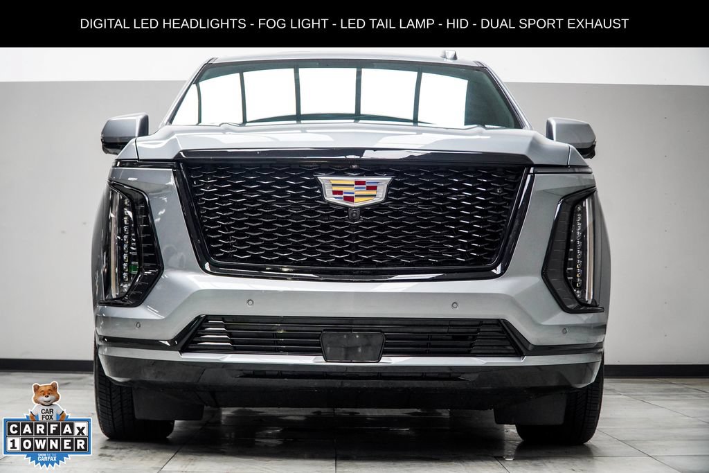 Used 2025 Cadillac Escalade Sport w/ Touring Package AWD/4WD image 5