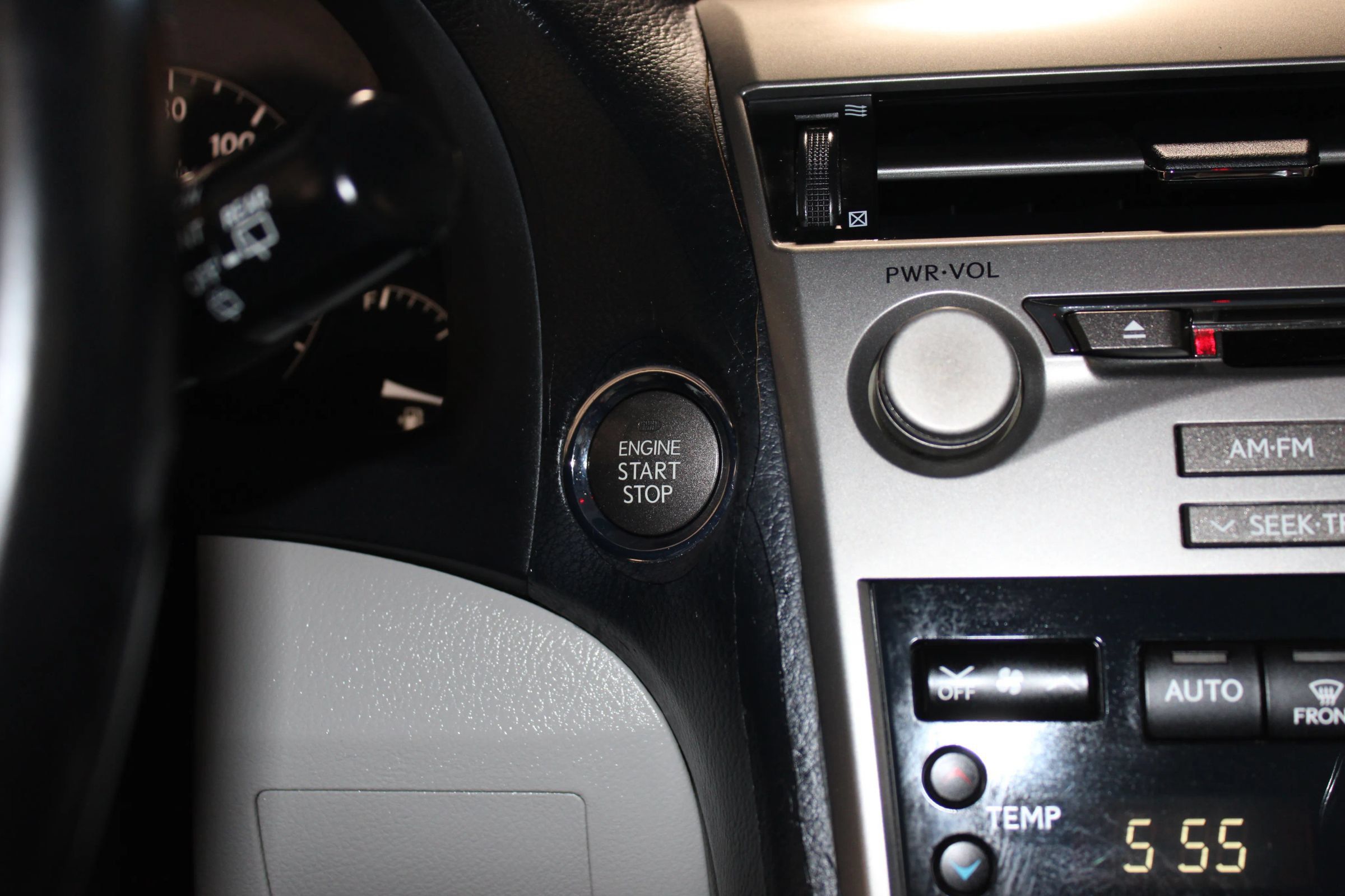 Used 2012 Lexus RX 350 FWD w/ Premium Pkg image 18