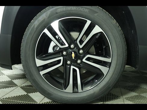 New 2026 Chevrolet TrailBlazer LT w/ LPO, Blackout Package image 11