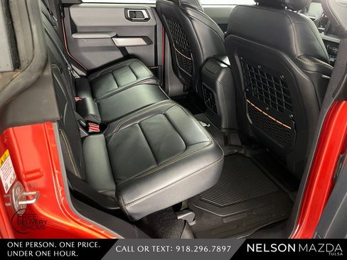 Used 2023 Ford Bronco Badlands image 40