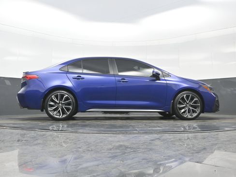 Used 2021 Toyota Corolla SE image 30