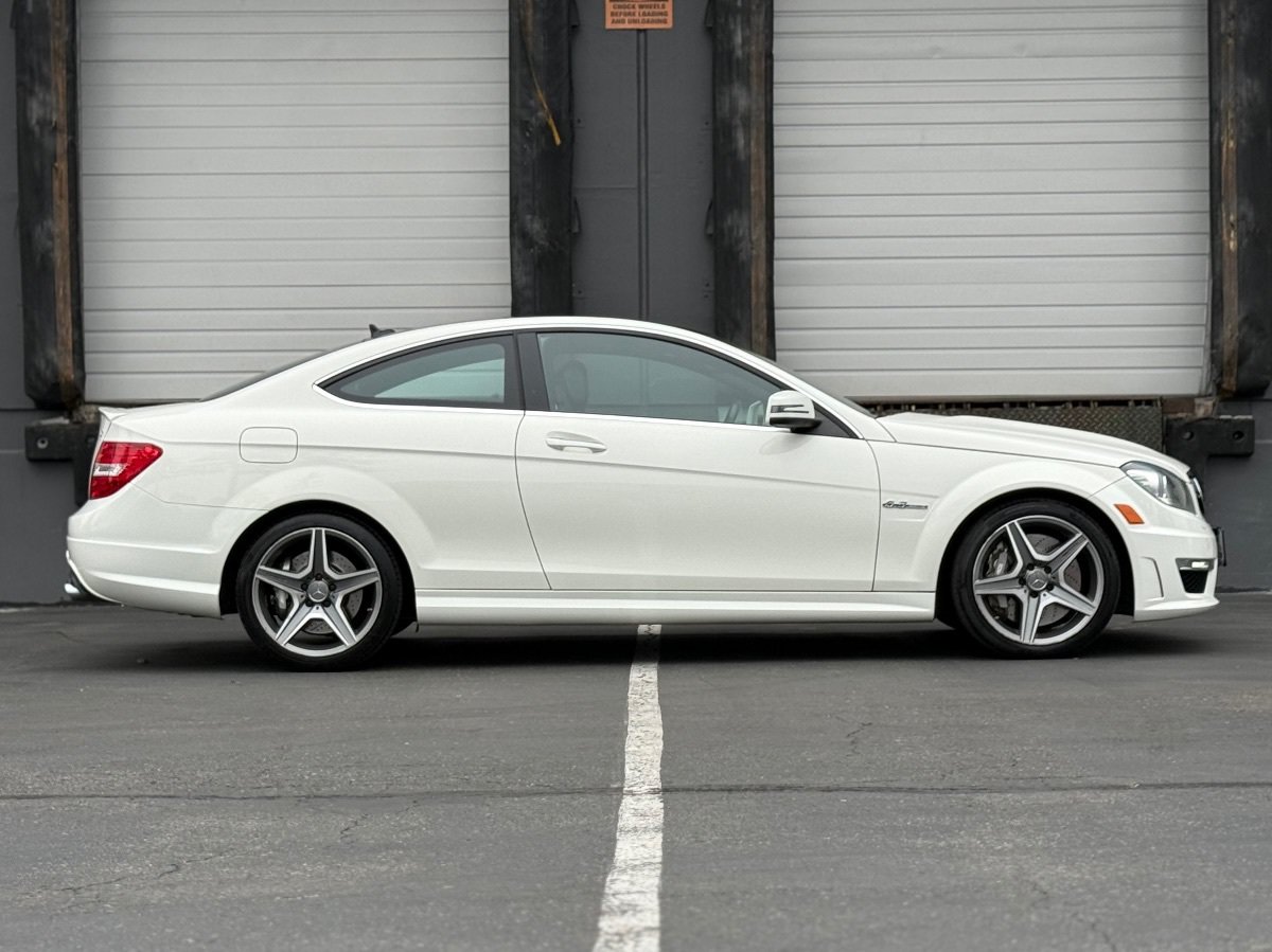 Used 2012 Mercedes-Benz C 63 AMG Coupe image 2