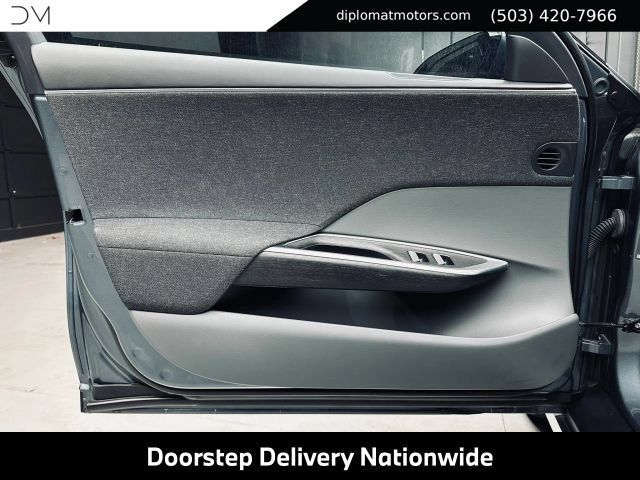 Used 2025 Lucid Air Pure RWD image 24