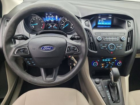 Used 2018 Ford Focus SE image 22