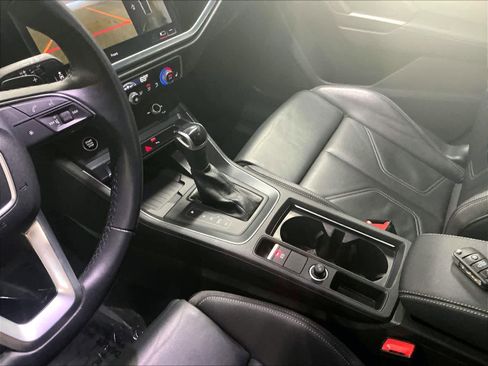 Certified 2023 Audi Q3 2.0T Premium Plus w/ Premium Plus Package image 19