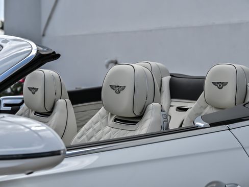 New 2026 Bentley Continental GTC AWD/4WD image 8