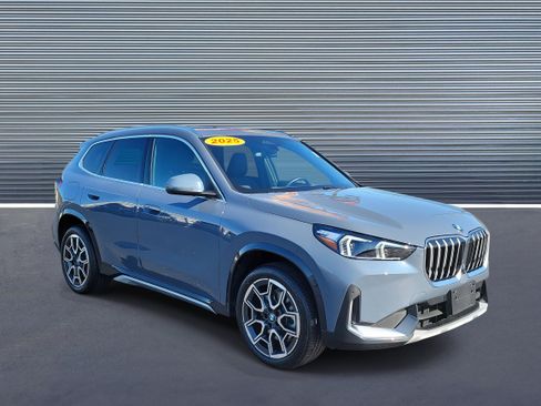 Used 2025 BMW X1 xDrive28i image 2