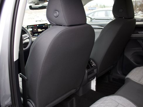 New 2026 Volkswagen Tiguan S image 24