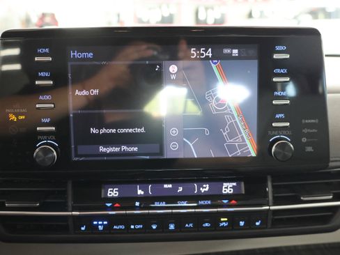 Used 2023 Toyota Sienna Limited AWD/4WD image 36