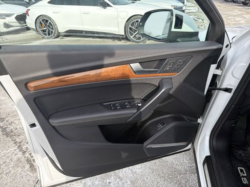 Certified 2023 Audi Q5 2.0T Premium Plus w/ Premium Plus Package image 5