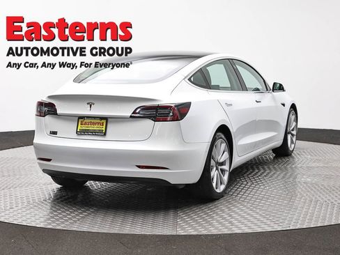 Used 2020 Tesla Model 3 Standard Range Plus RWD image 5