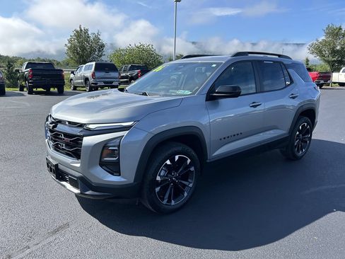 Used 2026 Chevrolet Equinox RS w/ Convenience Package III AWD/4WD image 3