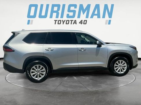 Certified 2025 Toyota Grand Highlander AWD image 9