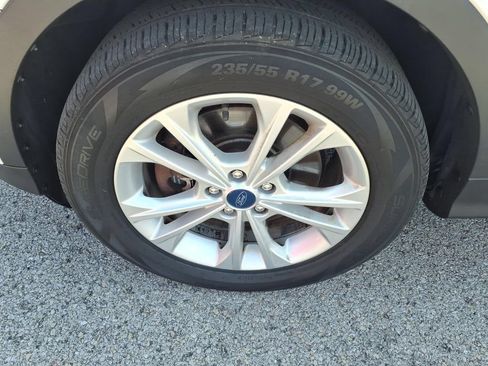 Used 2019 Ford Escape SE AWD/4WD image 5