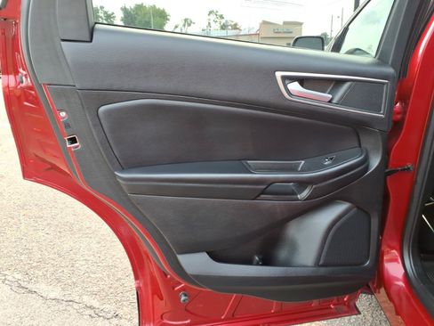Used 2022 Ford Edge SEL w/ Convenience Package AWD/4WD image 24