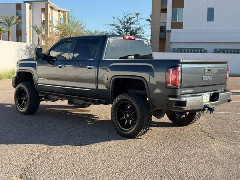 Used 2017 GMC Sierra 1500 SLT w/ Suspension Package, Off-Road AWD/4WD image 8