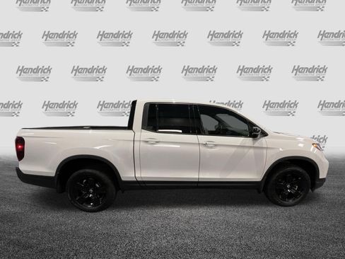 Used 2025 Honda Ridgeline Black Edition image 11