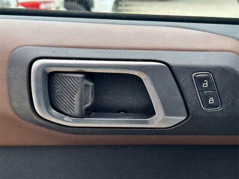 Used 2023 Ford Bronco Outer Banks image 25