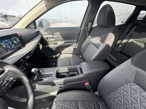 New 2026 Nissan Kicks SV image 20