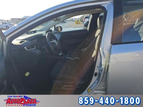 Used 2024 Toyota Corolla LE image 2