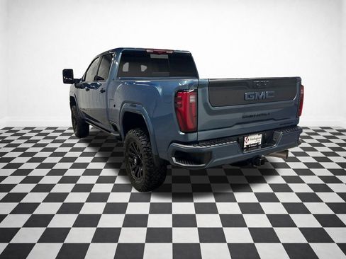 Used 2026 GMC Sierra 2500 Denali Ultimate w/ LPO, Black Badging Package AWD/4WD image 6