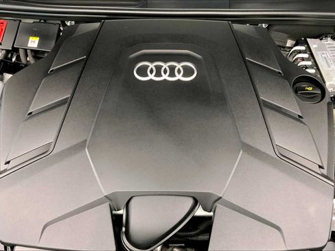 Used 2024 Audi Q7 3.0T Prestige AWD/4WD image 30