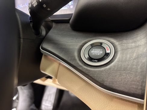 Used 2022 Jeep Grand Cherokee L Limited image 23