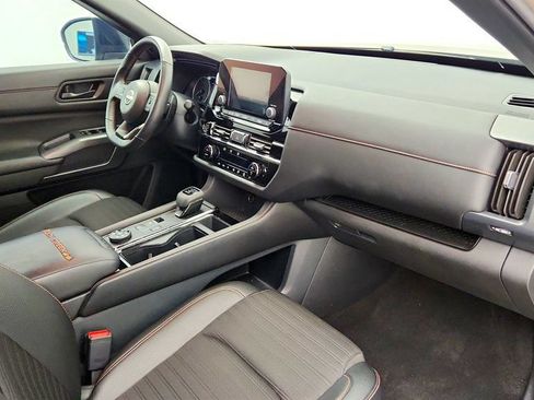 Used 2024 Nissan Pathfinder Rock Creek AWD/4WD image 24