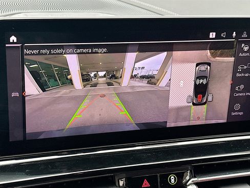 Used 2023 BMW M850i xDrive Convertible image 15