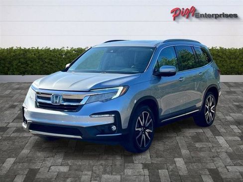 Used 2020 Honda Pilot Touring image 4