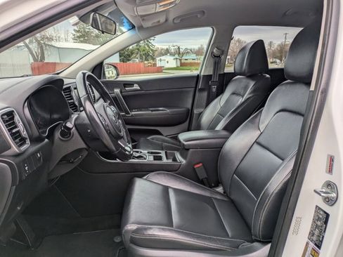 Used 2017 Kia Sportage EX image 20