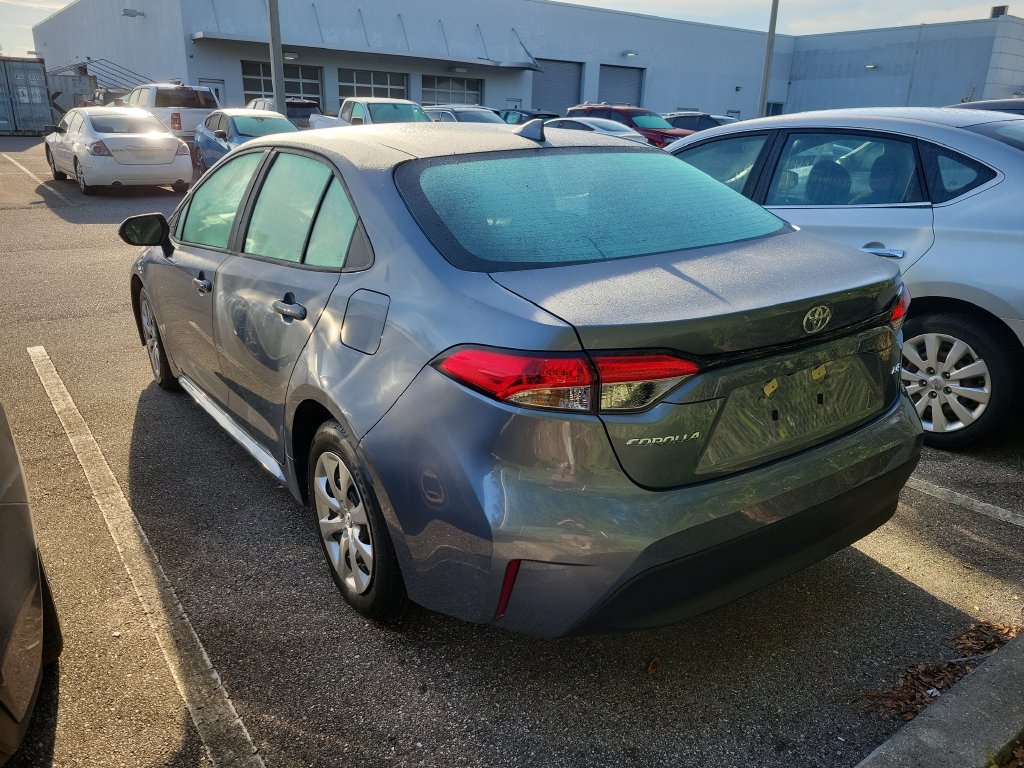 Used 2026 Toyota Corolla LE FWD image 4