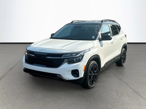 Certified 2024 Kia Seltos X-Line AWD/4WD image 3