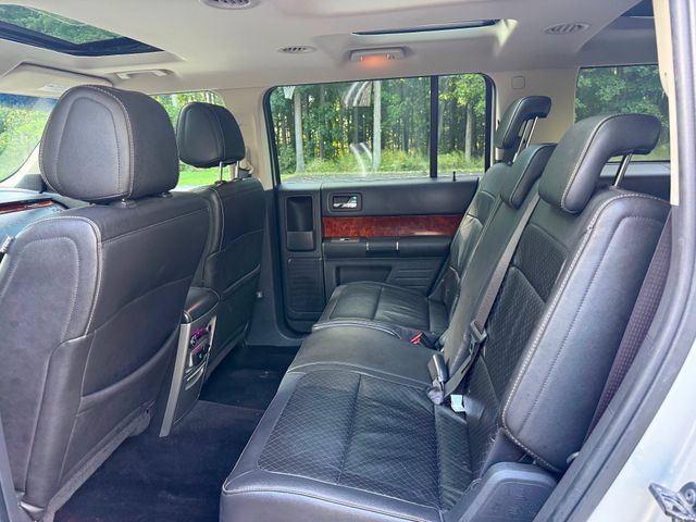 Used 2011 Ford Flex Limited w/ Trailer Tow Pkg Class III FWD image 8