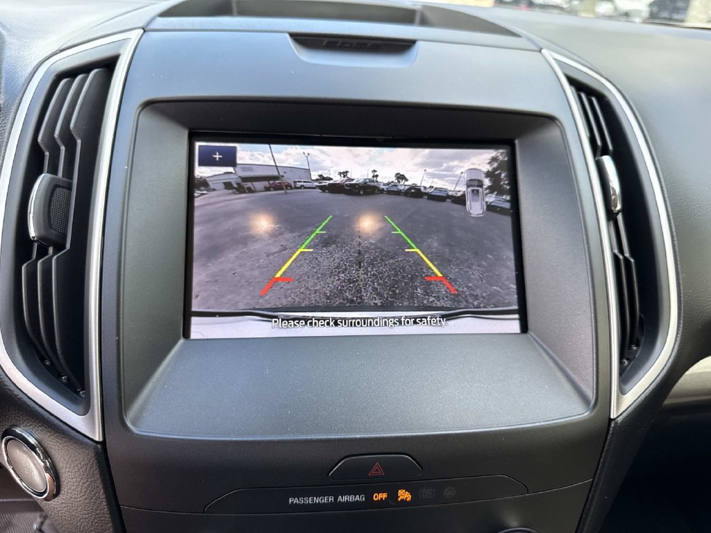 Used 2020 Ford Edge SEL w/ Convenience Package FWD image 24