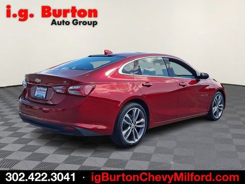 Used 2022 Chevrolet Malibu LT w/ Leather Package FWD image 6